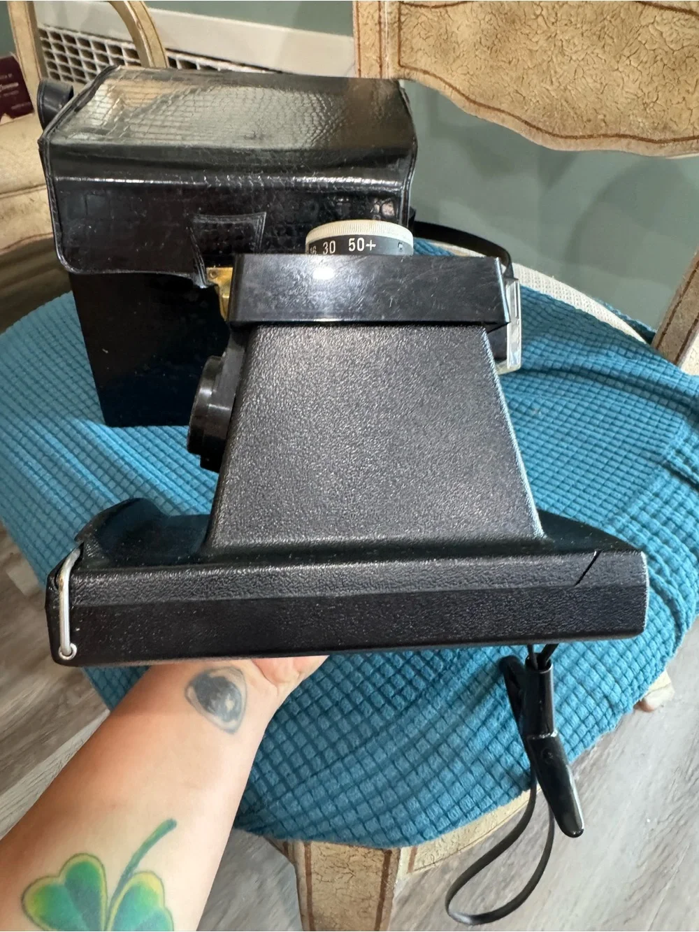 POLAROID THE COLORPACK LAND CAMERA With case!